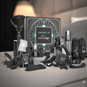 Amorelie Luxury Adventskalender 2025 mit 24 edlen Samtbeuteln voller Sextoys, Wellness- und Soft-BDSM-Highlights.