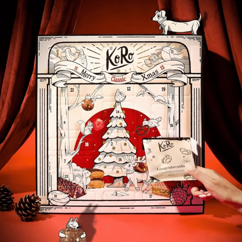 KoRo Adventskalender 2025 mit 24 veganen Bio-Snacks in edler Geschenkbox für gesundheitsbewusste Genießer:innen.