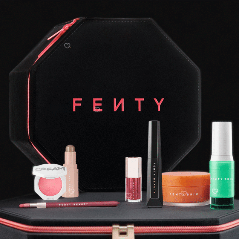 Fenty Beauty Adventskalender 2025 mit 12 limitierten Make-up- und Skincare-Highlights in festlicher Geschenkbox.