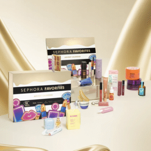 Sephora Favorites Adventskalender 2025 mit 24 Beauty-Highlights aus Make-up, Hautpflege, Haarpflege und exklusiven Accessoires.