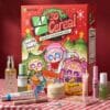 YesStyle Adventskalender 2026, Schachtel mit ausgewählten K-Beauty-Produkten davor