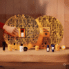 Acqua Di Parma Adventskalender 2025 in goldener Box mit 25 Luxus-Überraschungen aus Parfum, Pflege und Duftkerzen.