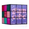 Benefit Adventskalender 2025 mit 24 Beauty-Überraschungen in festlicher Box, Mix aus Bestsellern und Neuheiten.
