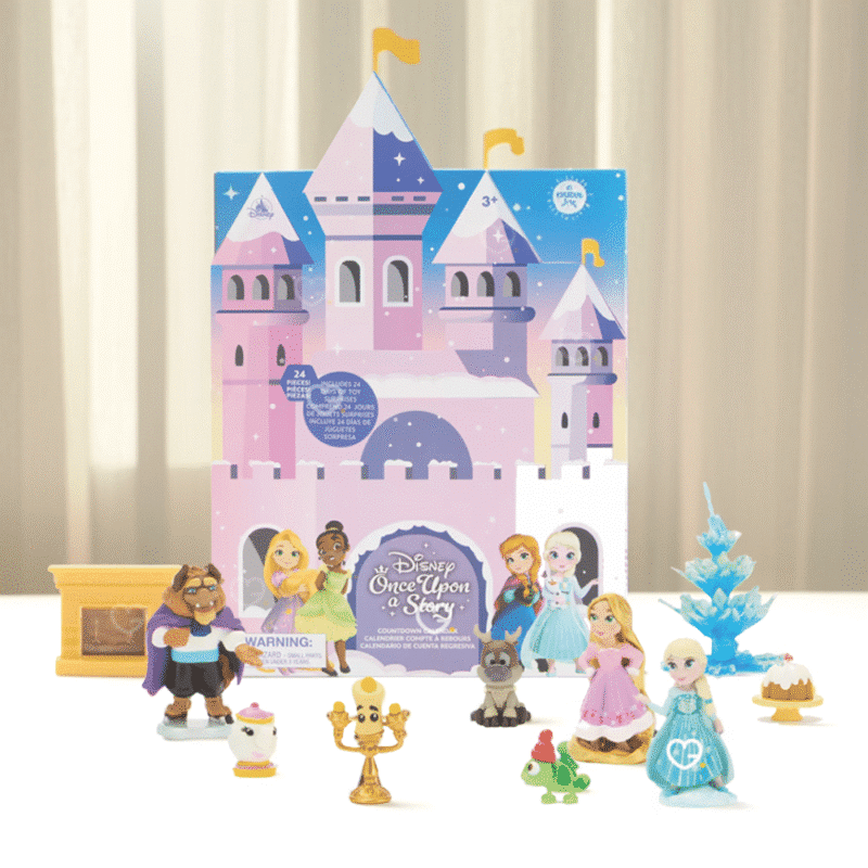Disney Once Upon a Story Adventskalender 2025 mit 24 Mikrofiguren und Zubehör beliebter Disney-Charaktere zum Sammeln.