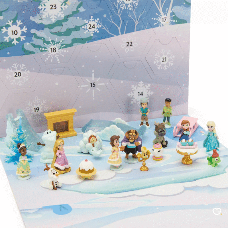 Disney Once Upon a Story Adventskalender 2025 mit 24 Mikrofiguren und Zubehör beliebter Disney-Charaktere zum Sammeln.