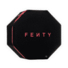 Fenty Beauty Adventskalender 2025 mit 12 limitierten Make-up- und Skincare-Highlights in festlicher Geschenkbox.