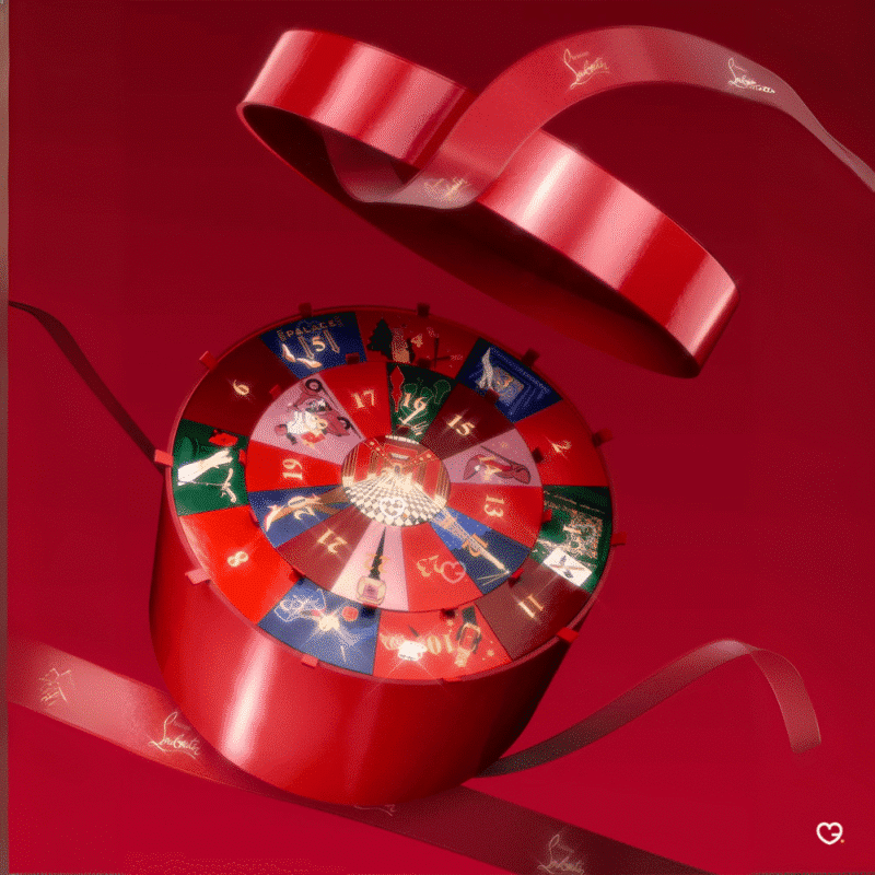 Louboutin Adventskalender 2025 mit 24 Luxus-Beauty-Highlights wie Parfum-Miniaturen, Lippenstiften, Nagellack und Charms.