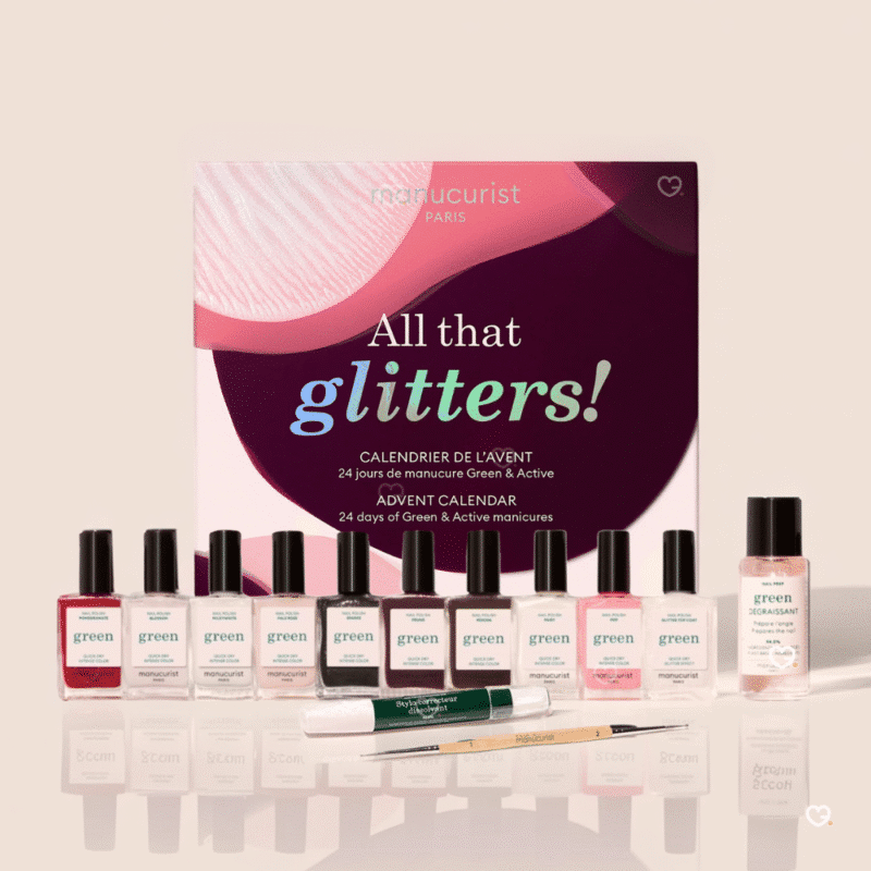 Manucurist Adventskalender 2025 mit 24 veganen Nagellack- und Pflege-Überraschungen in festlicher goldener Box.