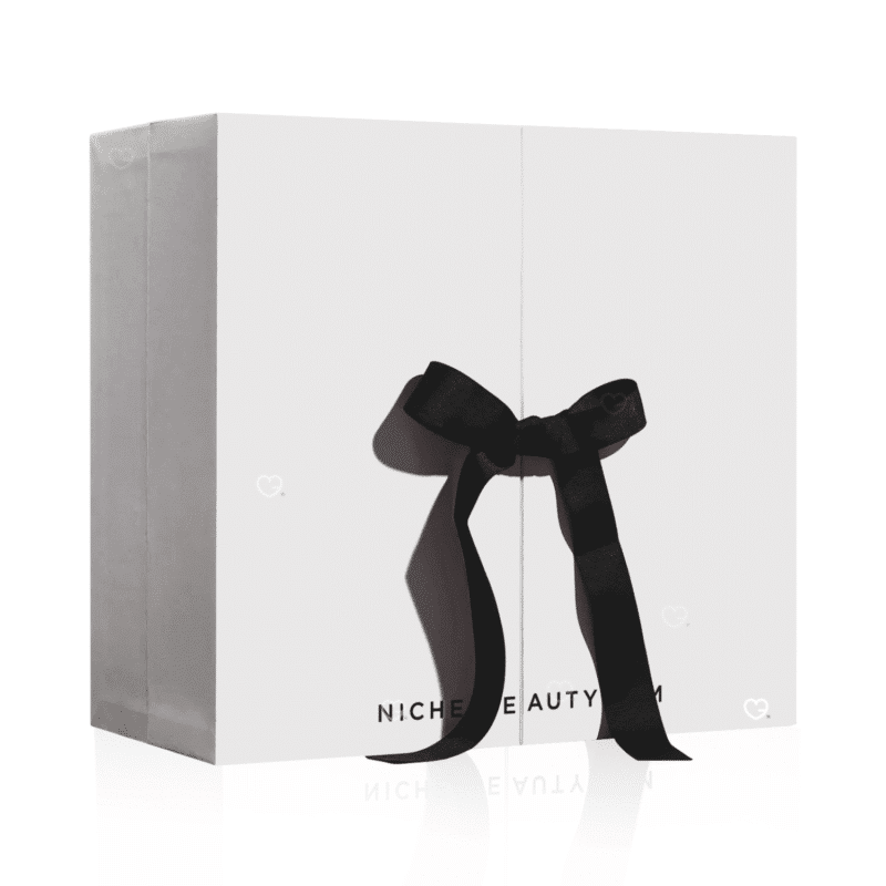 Niche-Beauty Adventskalender 2025 mit 24 Luxusprodukten aus Skincare, Make-up, Parfum und Lifestyle in eleganter Box.