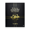 Prettylittlething Adventskalender 2025 mit 24 Beauty-Überraschungen wie Make-up, Haut- und Haarpflege im festlichen Design.
