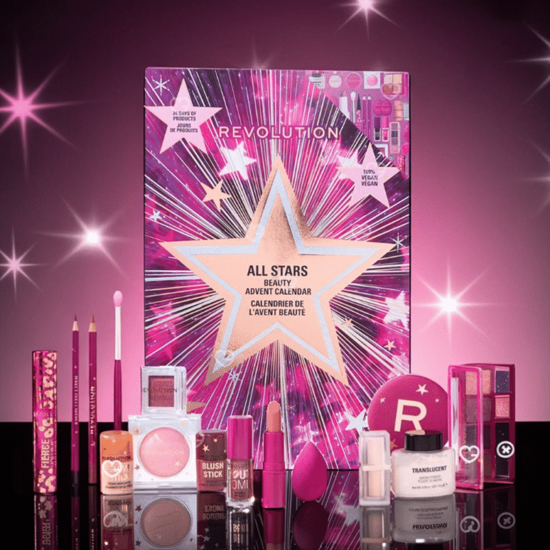 Revolution Adventskalender 2025 mit 24 Beauty-Highlights für Lippen, Augen, Gesicht und Zubehör in festlicher Geschenkbox
