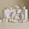 The White Company Adventskalender 2025 mit 25 luxuriösen Beauty- und Home-Produkten wie Düften, Kerzen und Pflege.