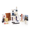 bloomingdales Adventskalender 2025 mit 27 Luxus-Beautyprodukten, inkl. 9 Originalgrößen von Marken wie La Mer und Jo Malone