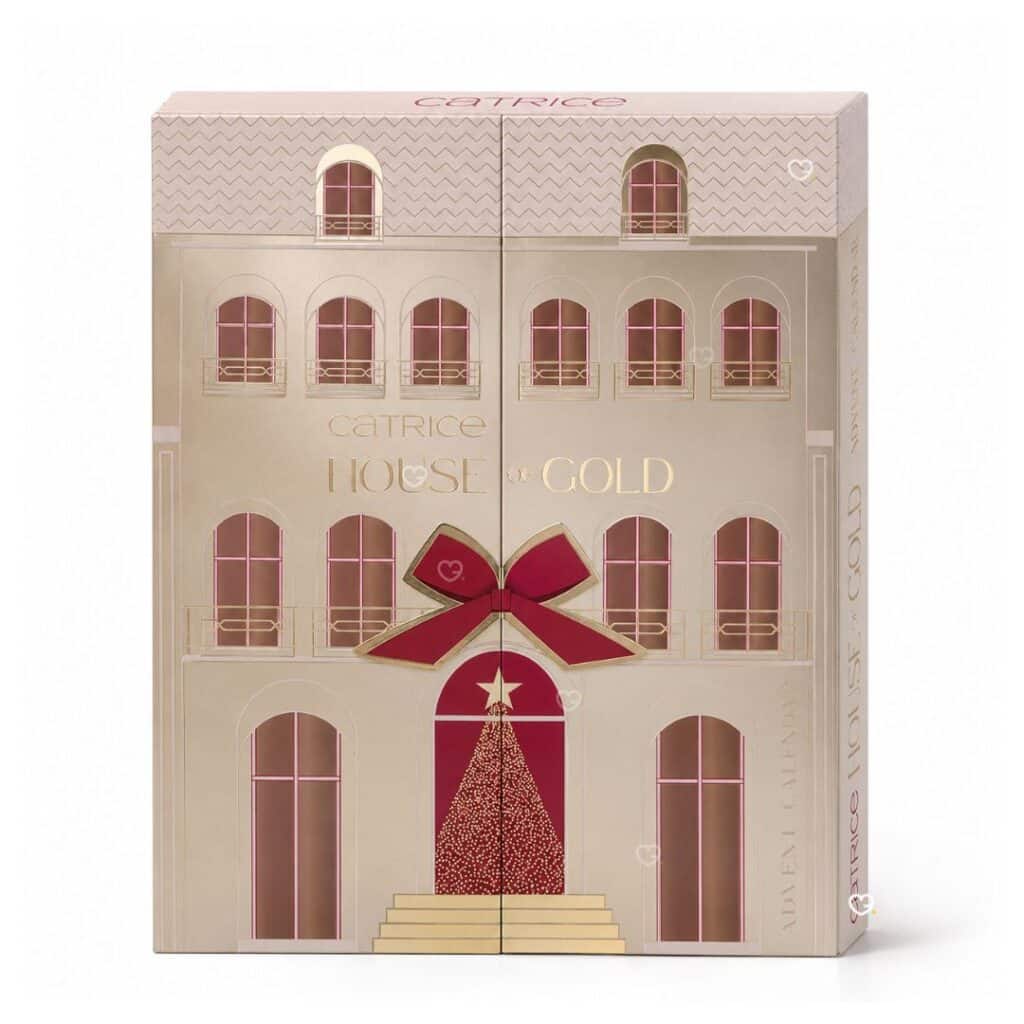 Catrice Adventskalender House Of Gold 2026 geschlossene goldene Papp-Hausbox mit roter Schleife