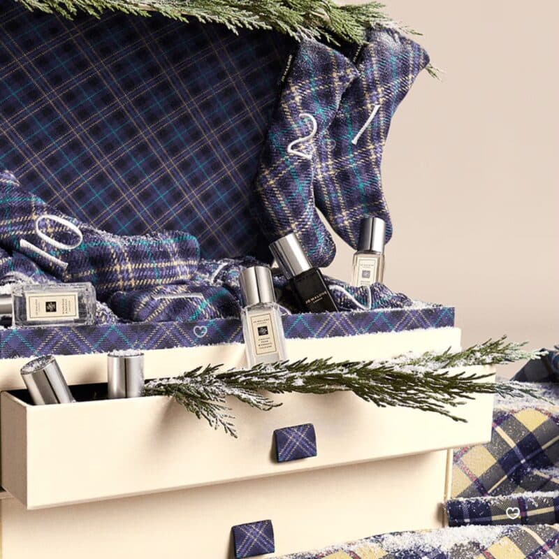 Jo Malone Adventskalender 2026, Türchen 21 mit geöffneter Schublade