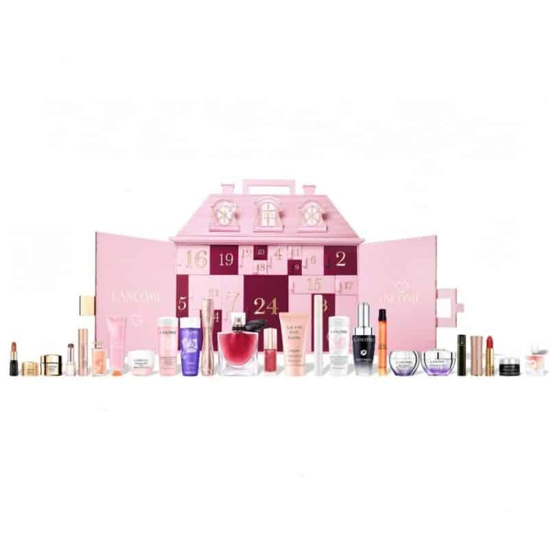 Alle Produkte des Lancôme Adventskalenders 2026 aufgereiht, Seren, Parfums und Make-up