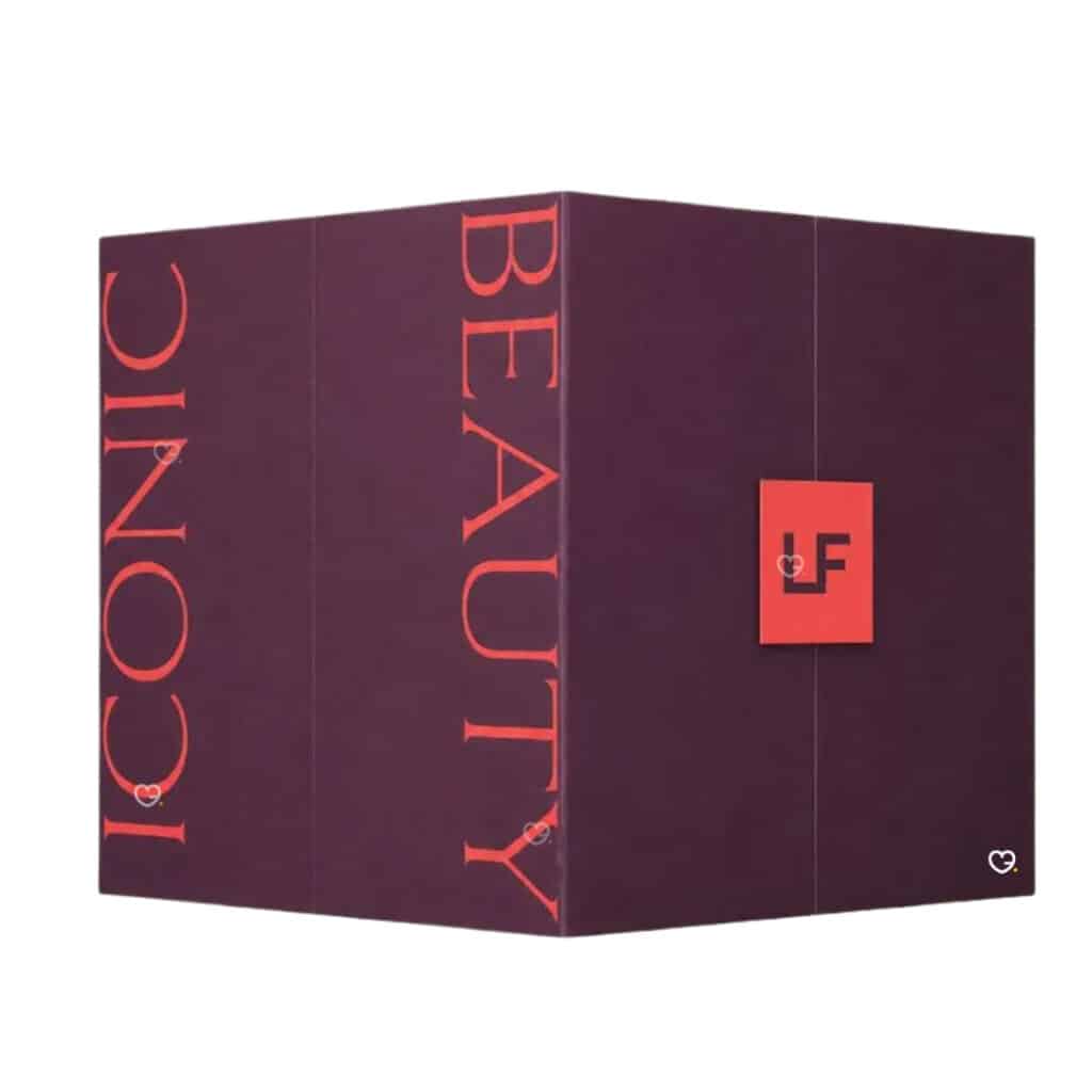LOOKFANTASTIC Adventskalender 2026, geschlossener Écrin ICONIC BEAUTY vor weißem Hintergrund