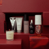 Dr Hauschka Adventskalender 2025 mit 24 Naturkosmetik‑Miniaturen für Gesicht, Körper und Make‑up in eleganter Geschenkbox.