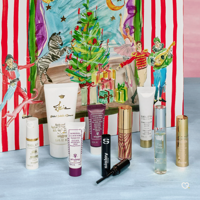 Sisley Adventskalender 2025 mit 25 luxuriösen Miniaturen aus Pflege, Make-up und Duft in eleganter gold‑weißer Box.
