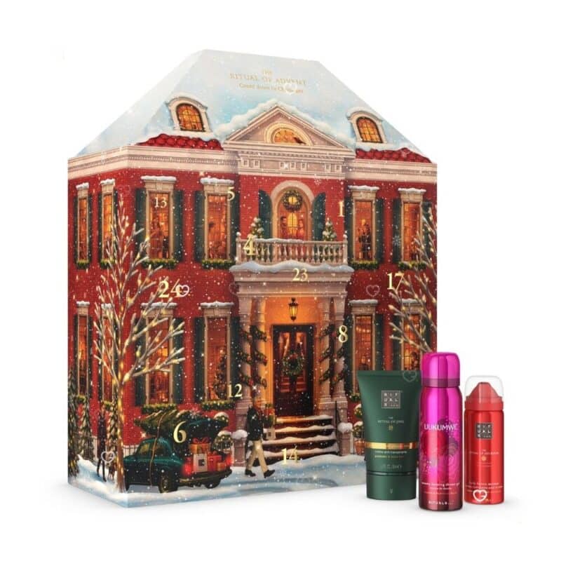 Rituals Adventskalender 2026 mit drei Produkten vor der Verpackung