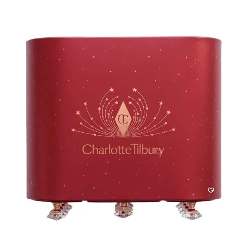 Charlotte Tilbury Adventskalender 2026 Rückseite mit Logo auf weißem Hintergrund