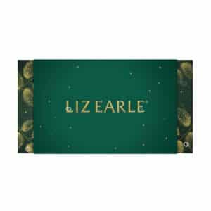 Liz Earle Adventskalender 2026, geschlossene grüne Box mit Logo