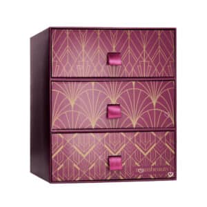 M. Asam Premium Adventskalender 2026 Box in Bordeaux und Gold, geschlossen