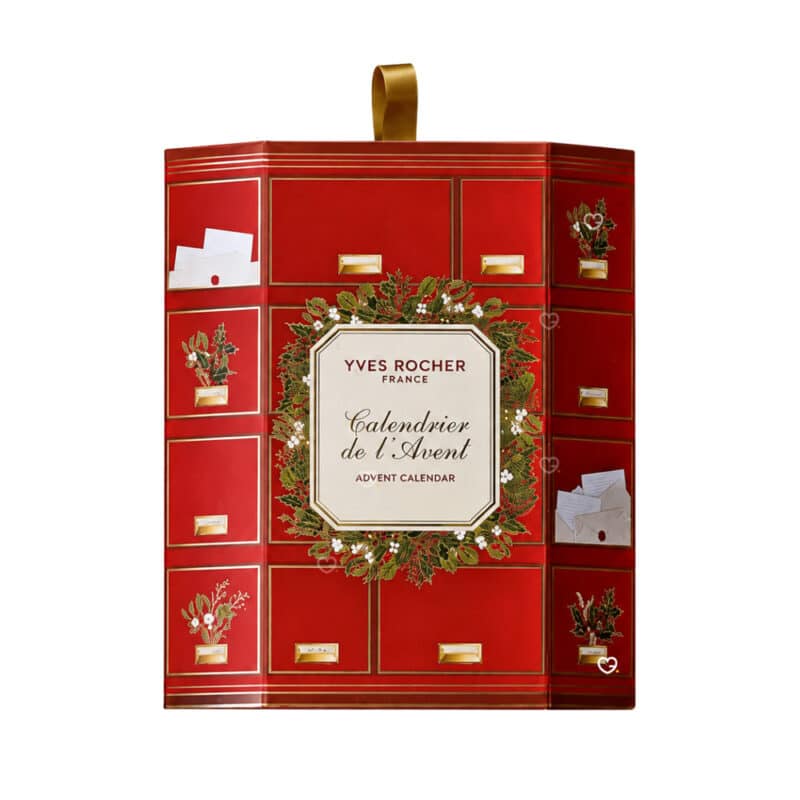 Yves Rocher Adventskalender 2026, geschlossene rote Geschenkbox mit botanischem Weihnachtsdekor