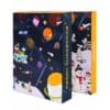 Paar öffnet den Degustabox Adventskalender 2026, XXL-Box im Weltraum-Design