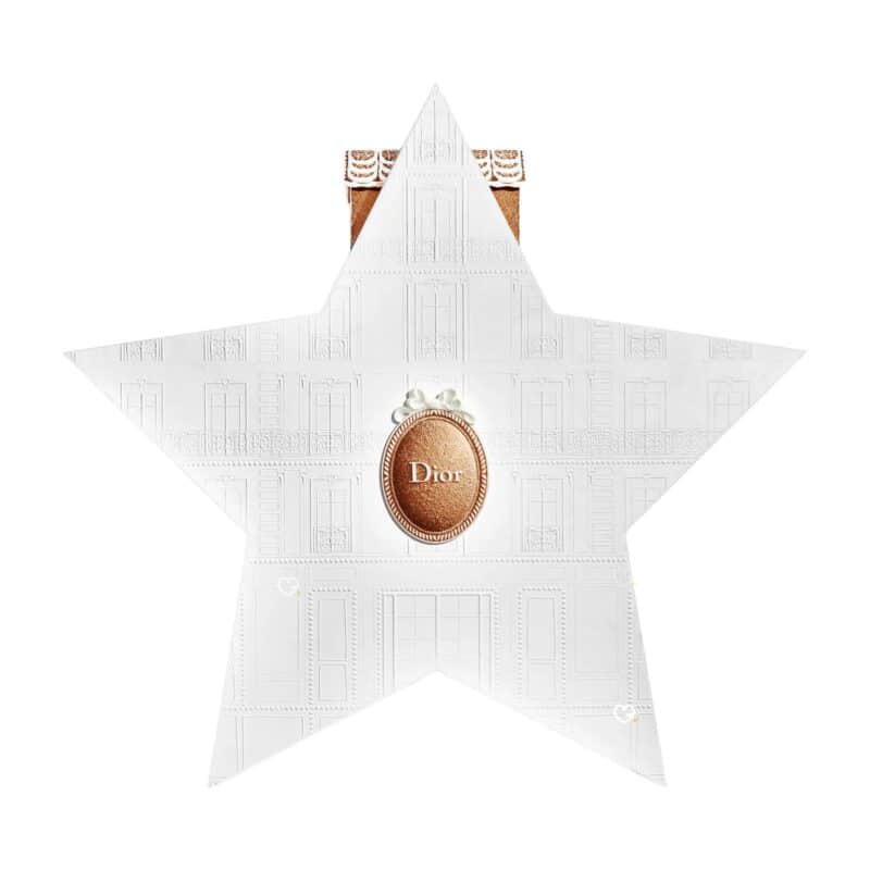 Dior Adventskalender 2026 Le 30 Montaigne, sternförmige Box geschlossen vor weißem Hintergrund