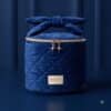 My Little Box Adventskalender 2026, Vanity aus blauem Samt mit Schleife
