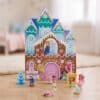 Disney Once Upon a Story Adventskalender 2026 Lebkuchen-Schloss im Kinderzimmer mit Figuren